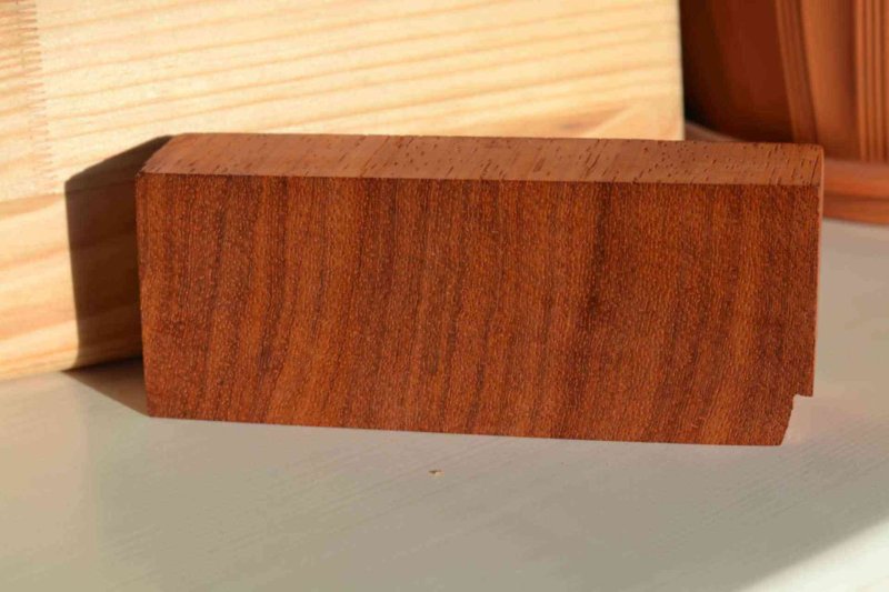 Граб кавказский древесина