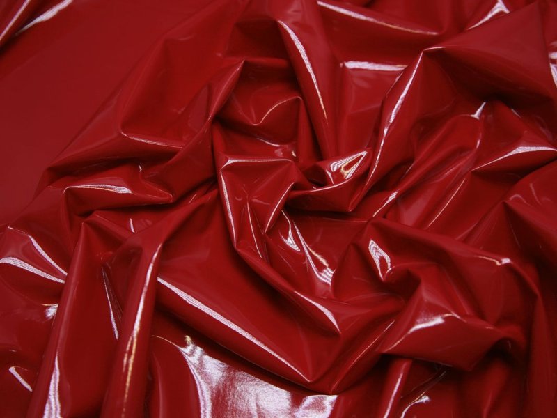 Красный латекс ткань