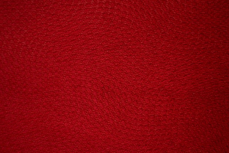 Красная ткань