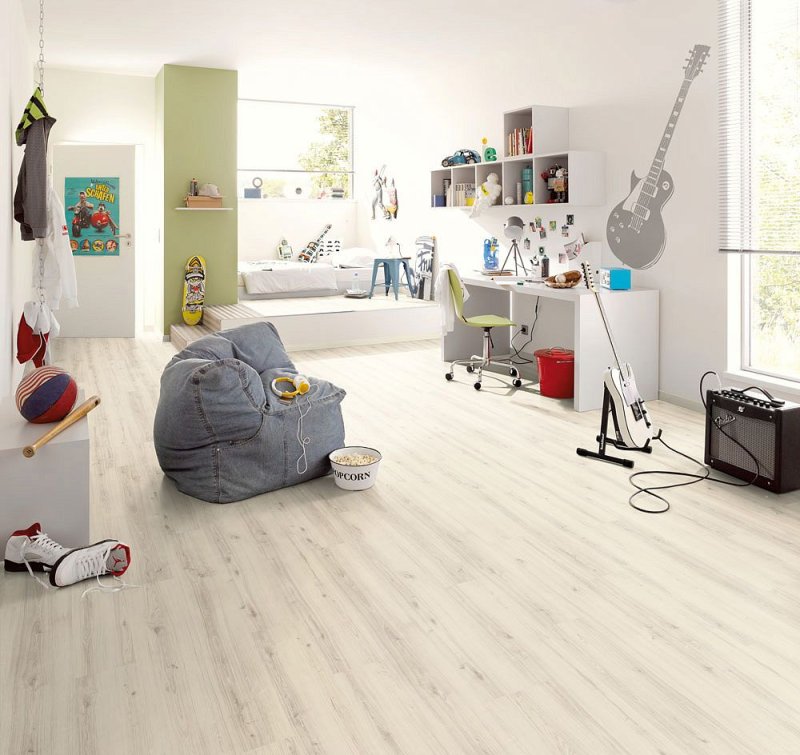 Ламинат Classic Pro Classic дуб Амьен светлый epl102