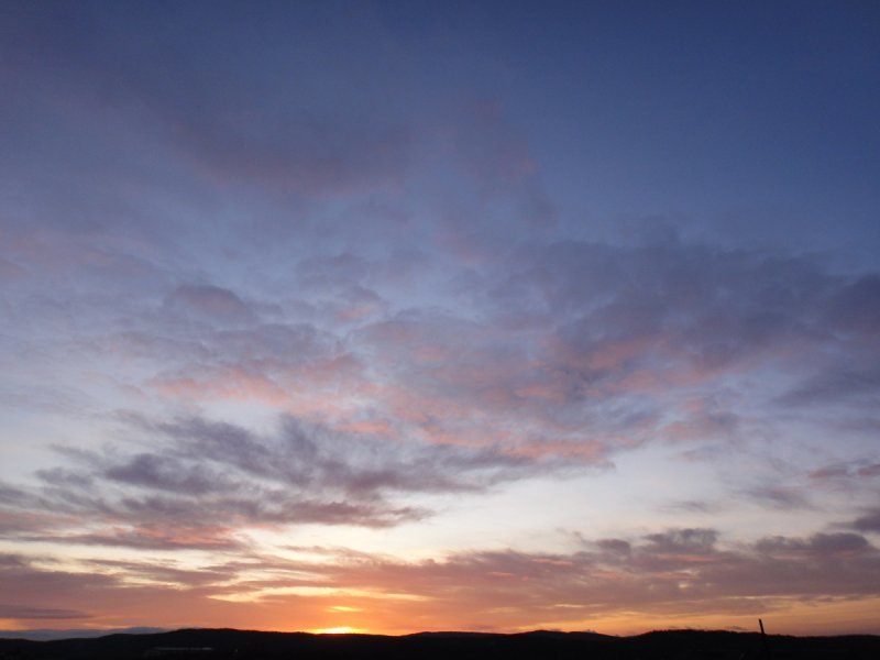 Вечернее небо с облаками