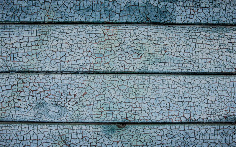 Старая краска на дереве