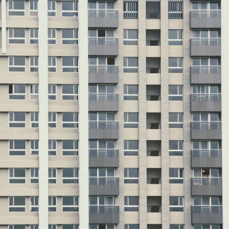 Фасад многоэтажного дома