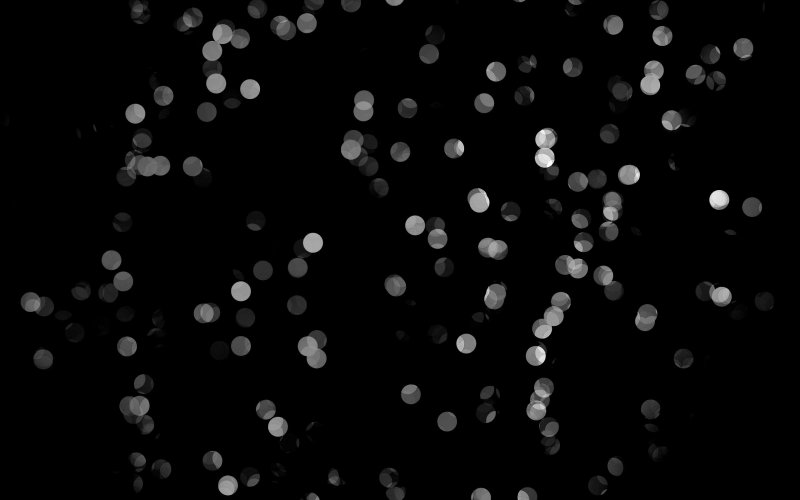 Блики на черном фоне