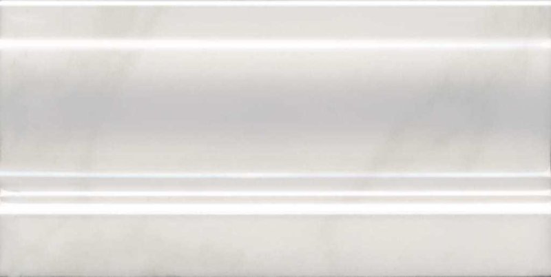 Плинтус Альвао белый матовый 20x10