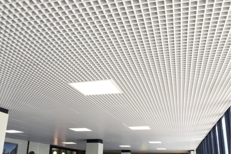 Потолок Грильято Албес