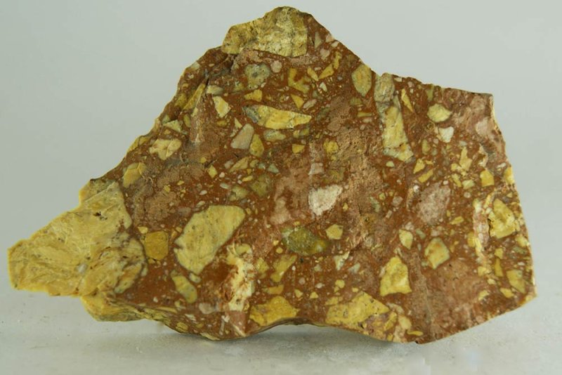 Конгломерат и брекчия