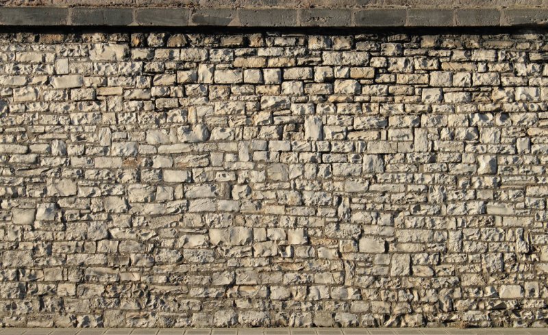Старая каменная стена
