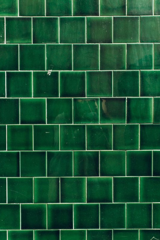 Зеленая глазурованная плитка