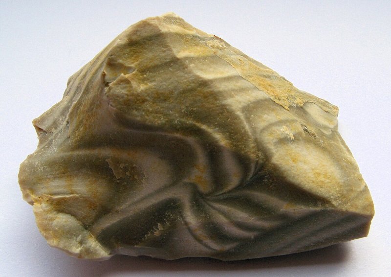 Опаловый холцедоновый кремень минерал