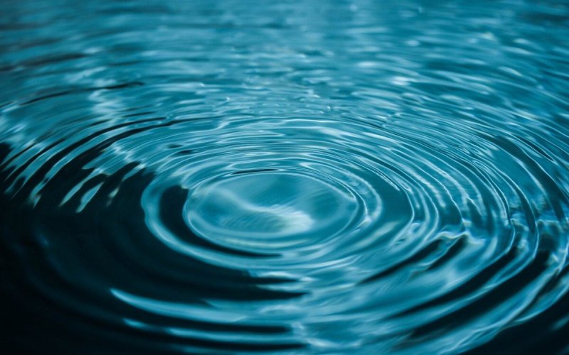 Волны на поверхности воды