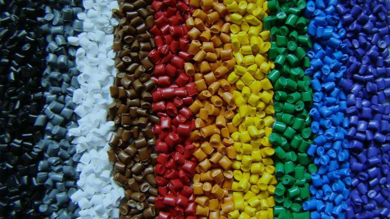 Гранулы пластика