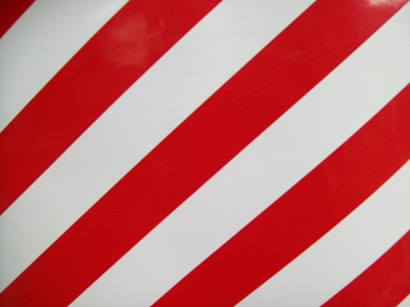 Красно белые полосы