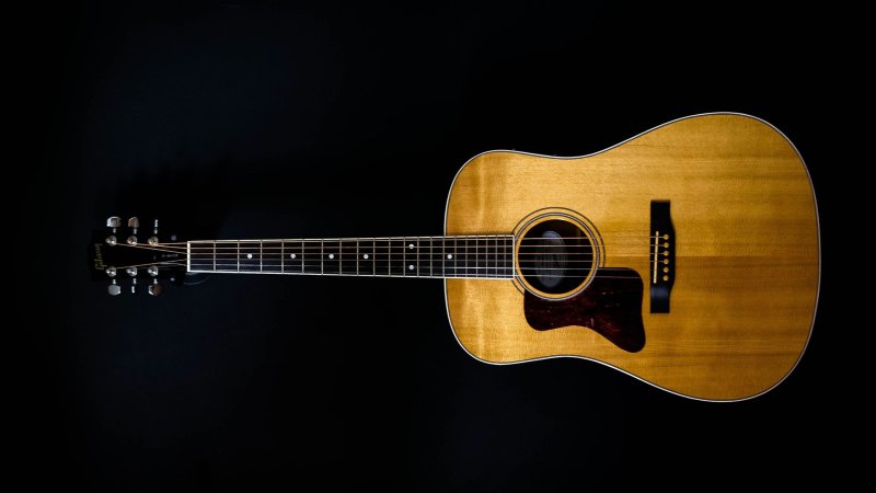 Акустическая гитара Гибсон