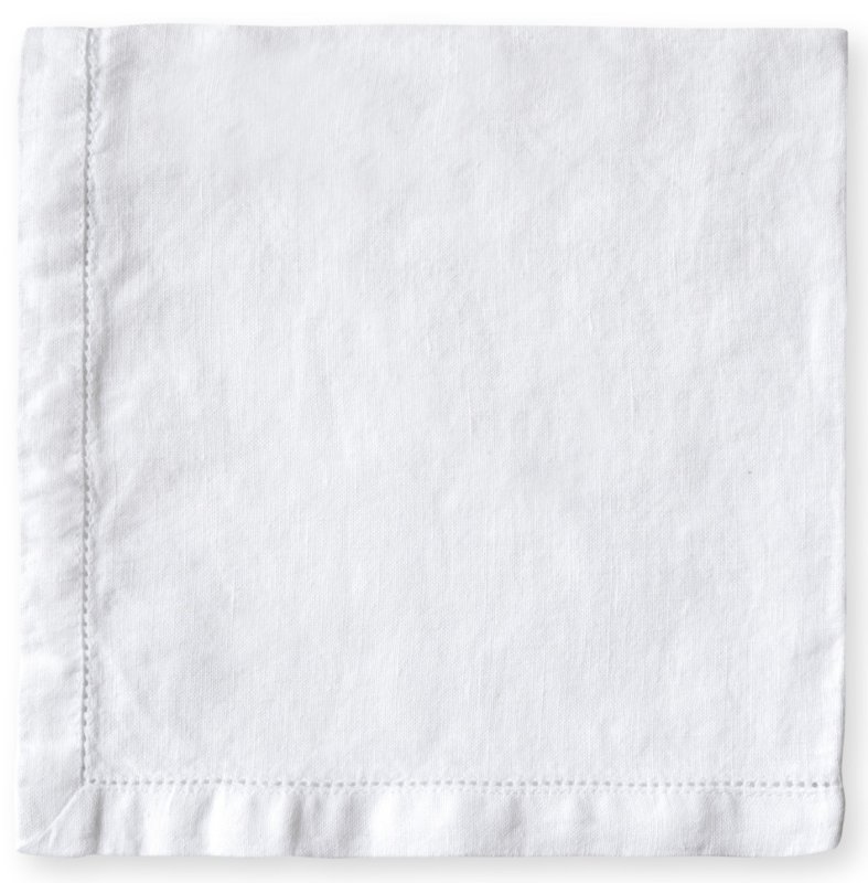 Белая тканевая салфетка