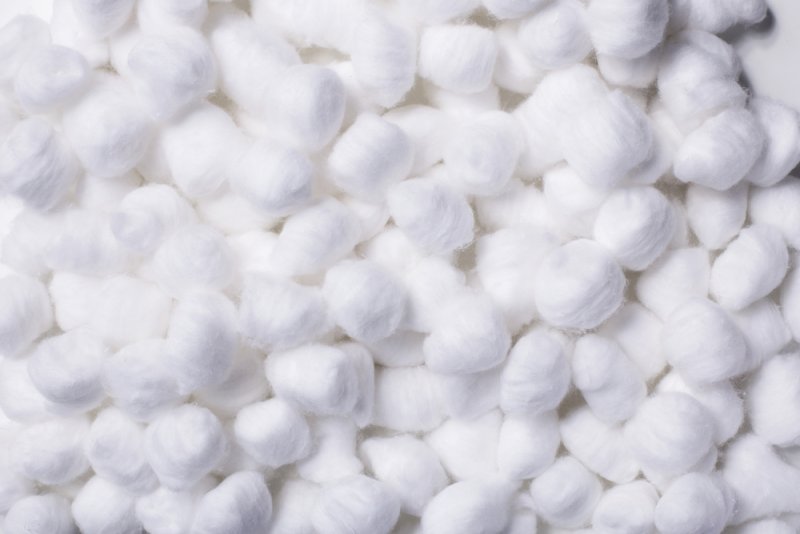 Cotton balls вата
