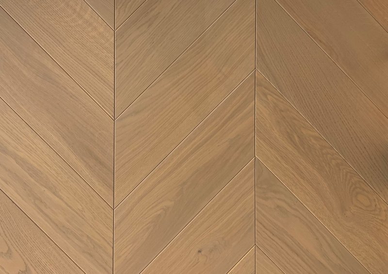 Кварц винил клеевой елочкой