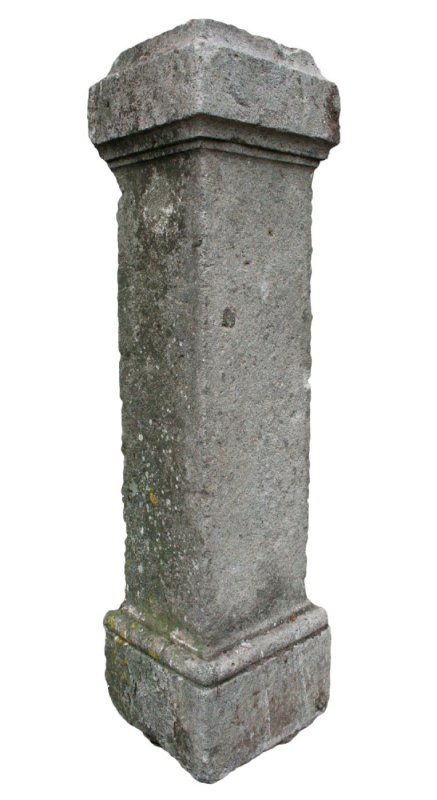 Каменная квадратная колонна