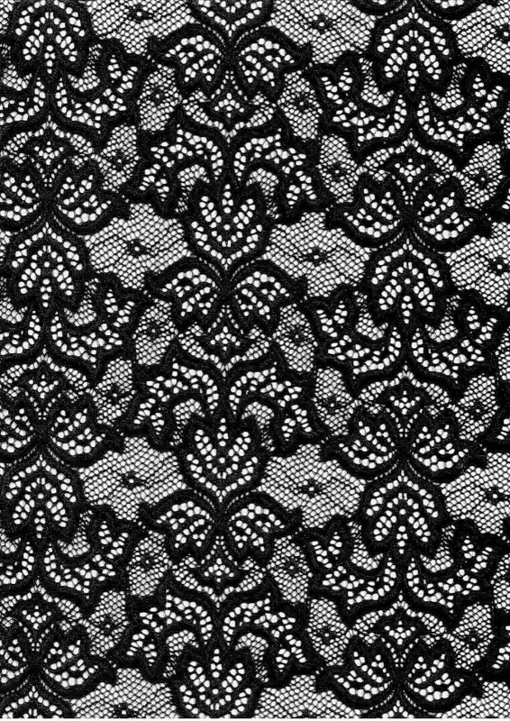 Черные кружева