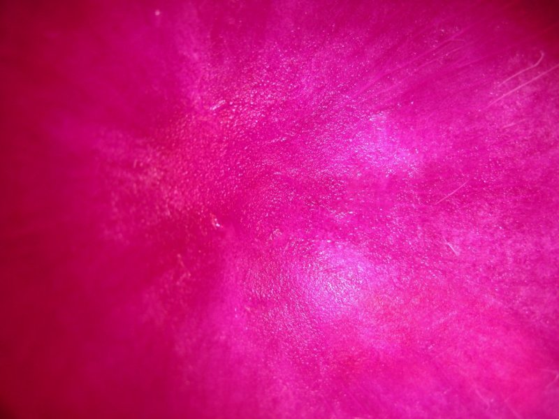 Яркий розовый цвет