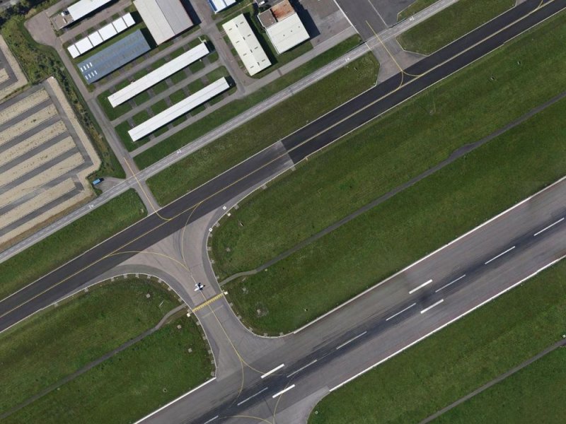 Взлетно посадочная полоса вид сверху