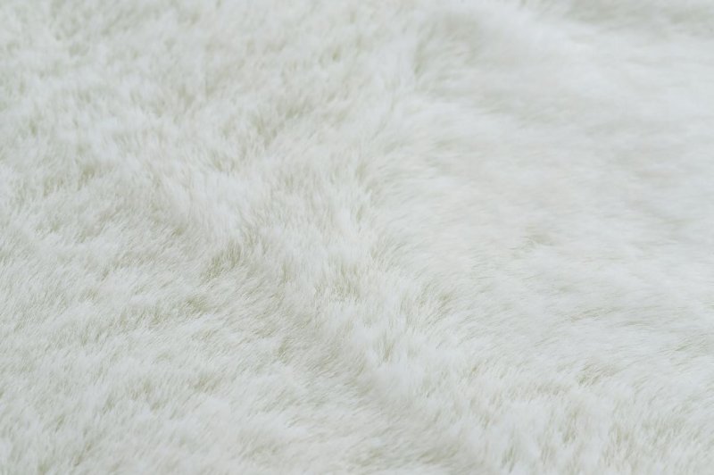 Белая шерсть