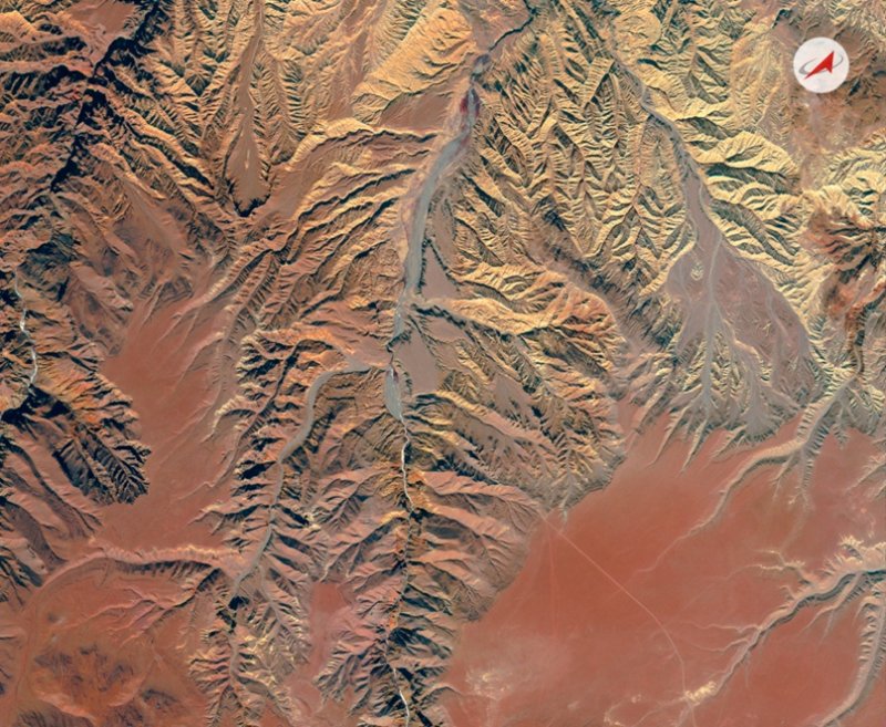 Рельеф из космоса