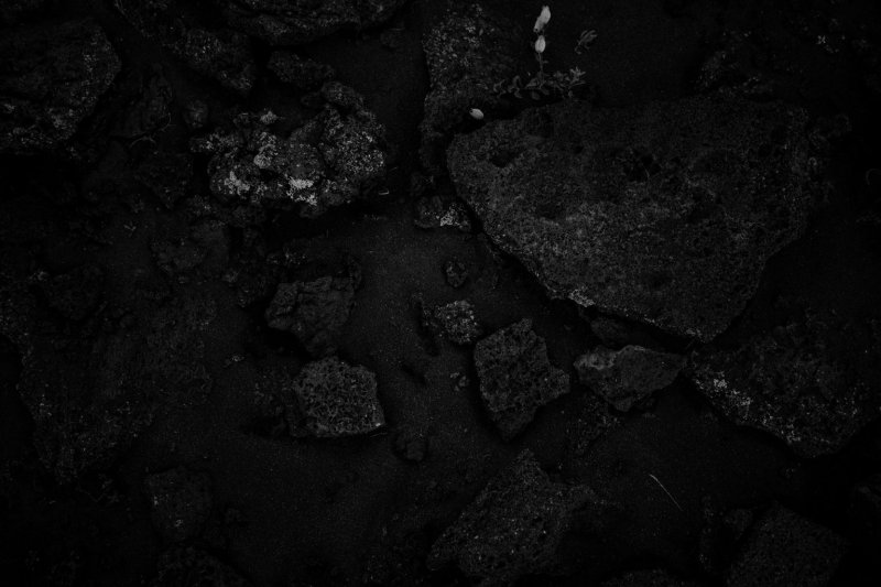 Черная лава