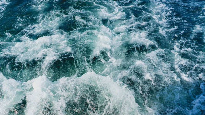 Волны на воде