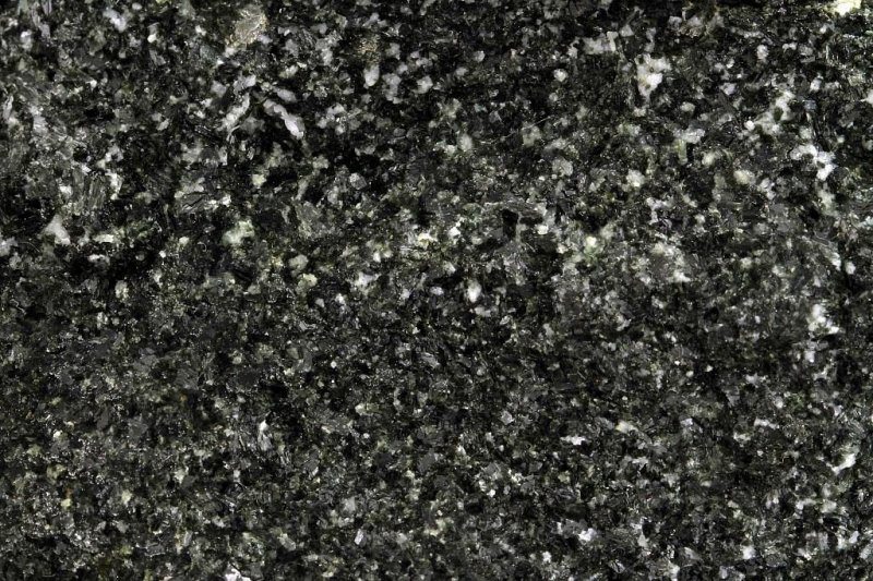 Гранатовый амфиболит гранит