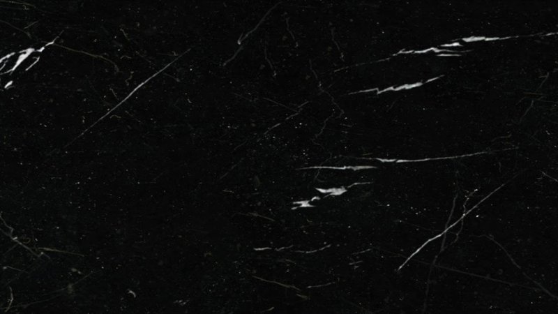 Царапины на черном фоне