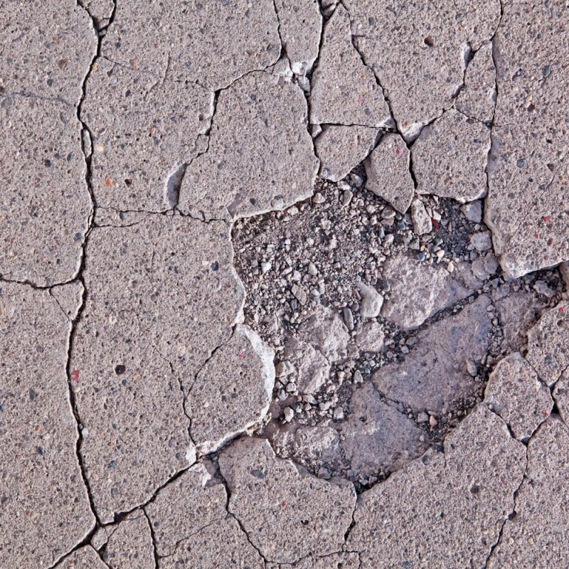 Трещины в бетоне