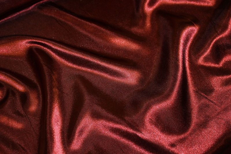 Бордовая ткань