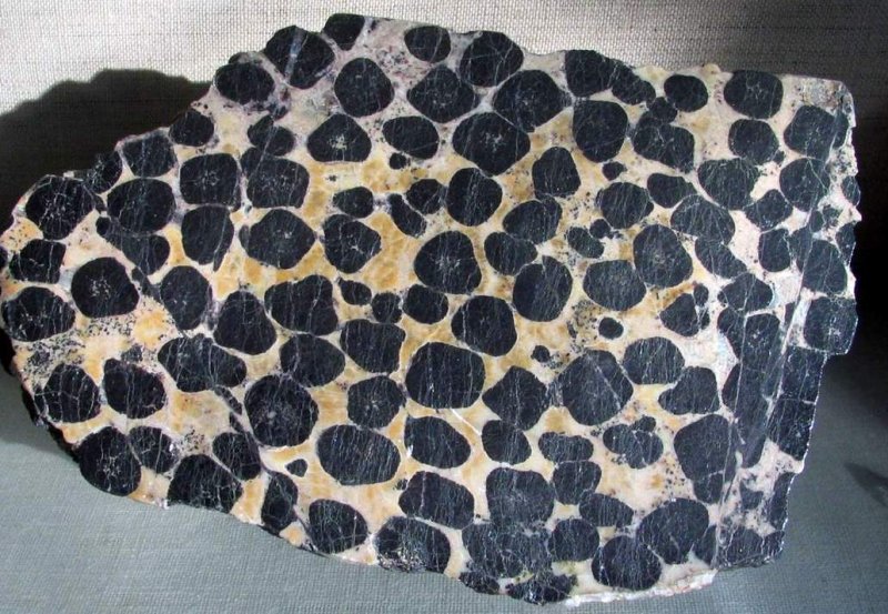 Хромит минерал