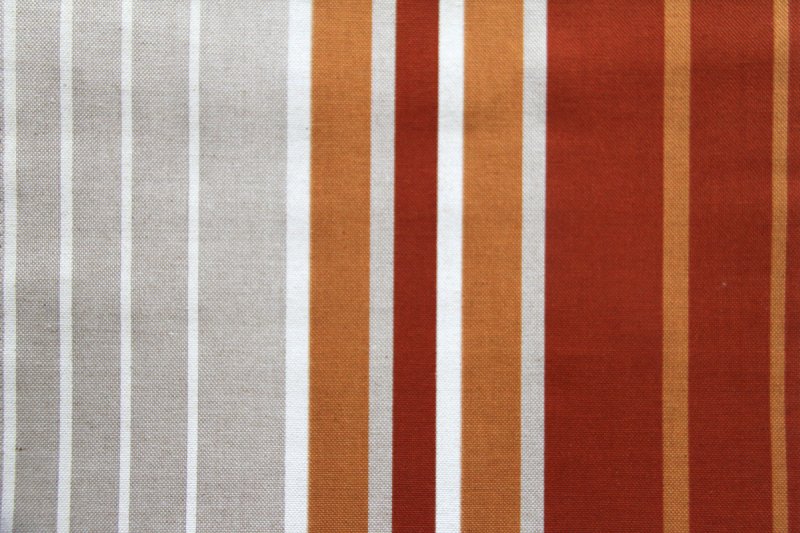 Ткань в полоску