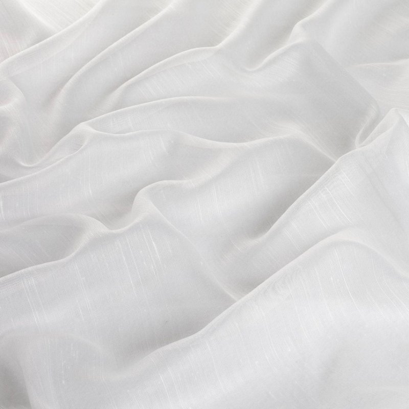 Белая ткань