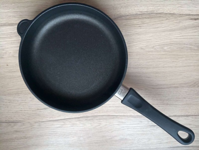 AMT frying Pans