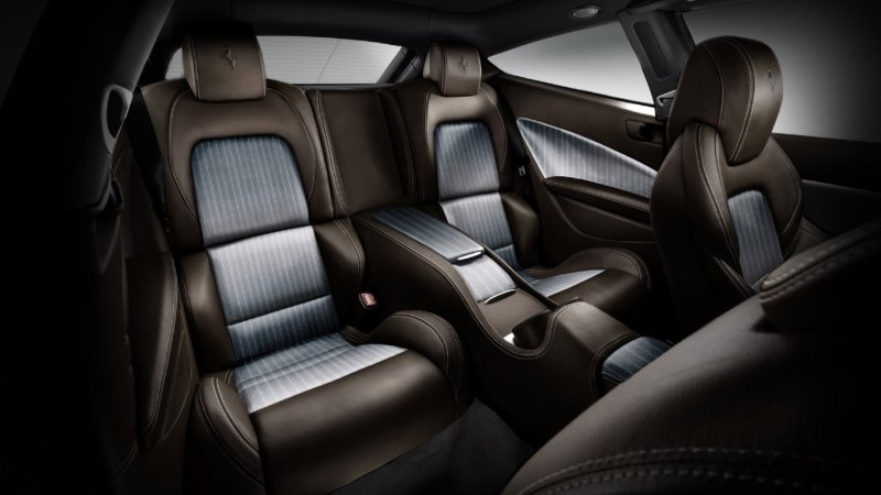 Салон автомобиля