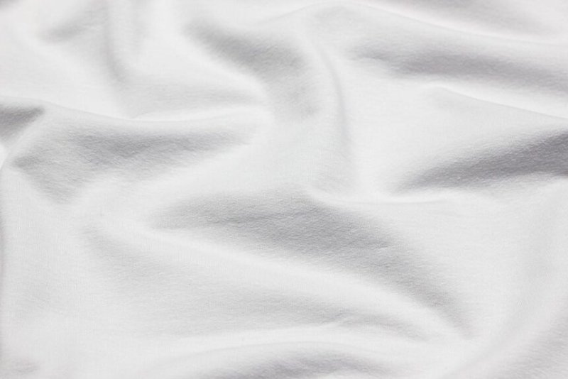 Белая ткань