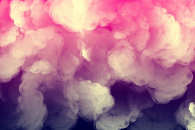 Розовый дым