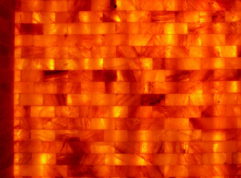 Плитка из гималайской соли