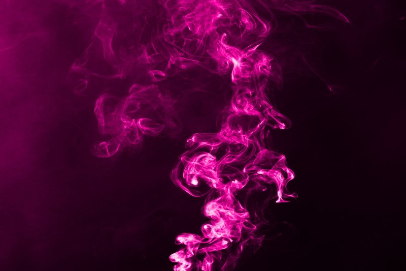 Розовый дым