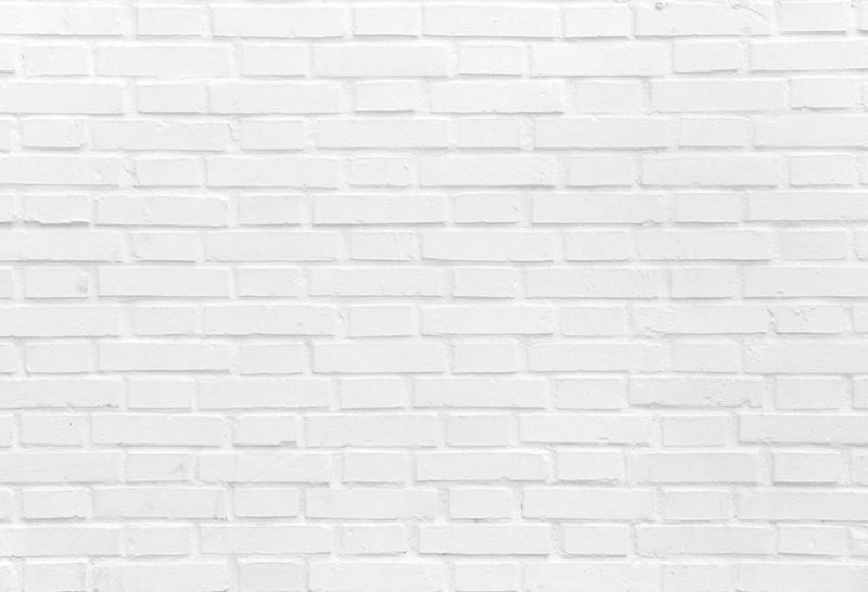 Белая кирпичная стена