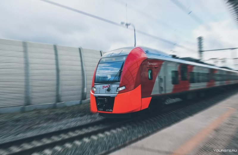 Скоростной поезд Ласточка