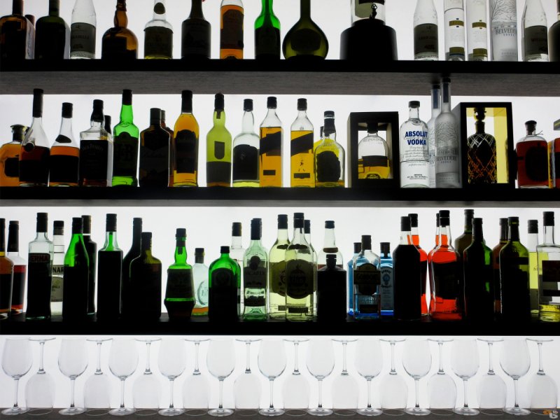 Бутылка алкоголя