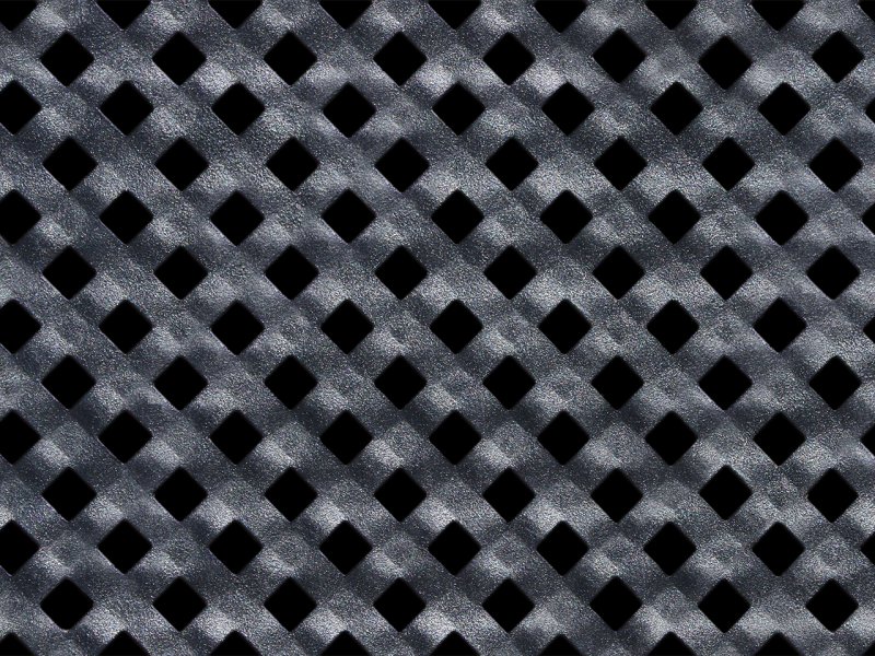 Решетка черная металлическая