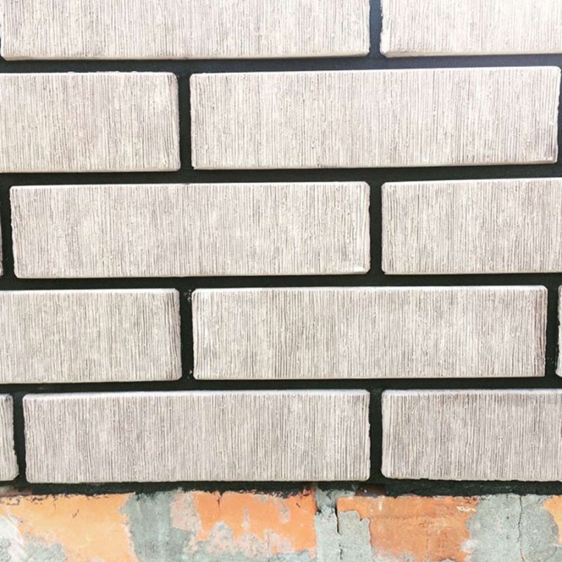 Железногорский кирпич белый бархат