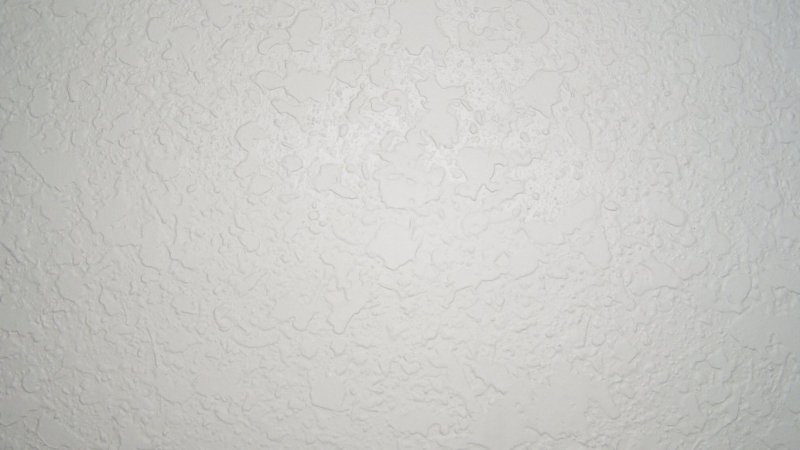 Белая штукатурка
