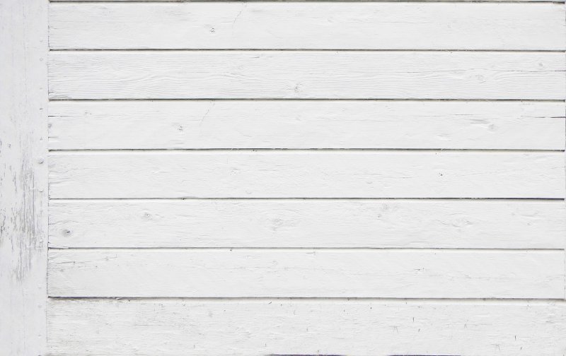 Белое дерево