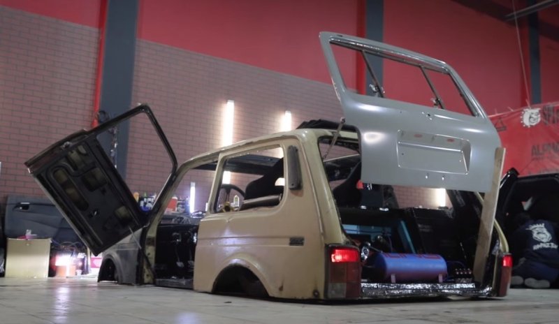 Ламбо двери на ниву 2121